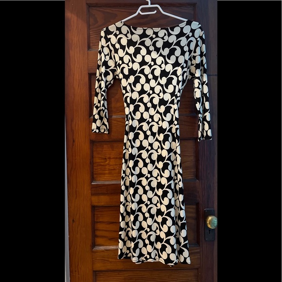 Maggy London Wrap-Around Dress - Picture 2 of 3